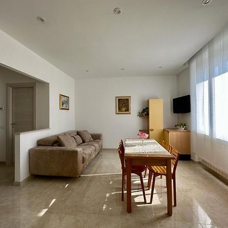Il Blu Di Laveno Apartment Exterior foto